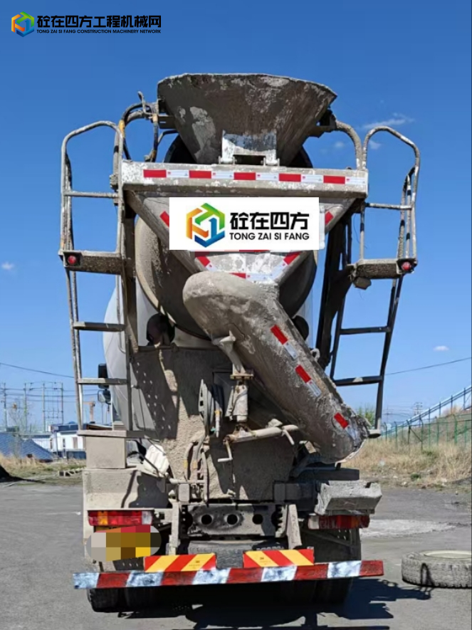 https://images.tongzsf.com/tong/truck_machine/20250721/1687de52c3997e.jpg