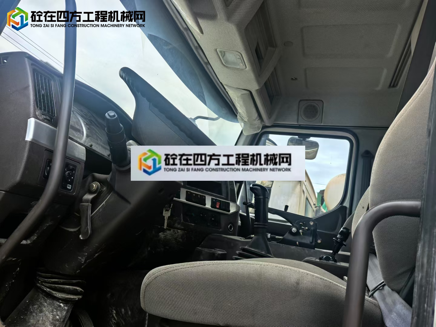 https://images.tongzsf.com/tong/truck_machine/20250721/1687dfa015146f.jpg
