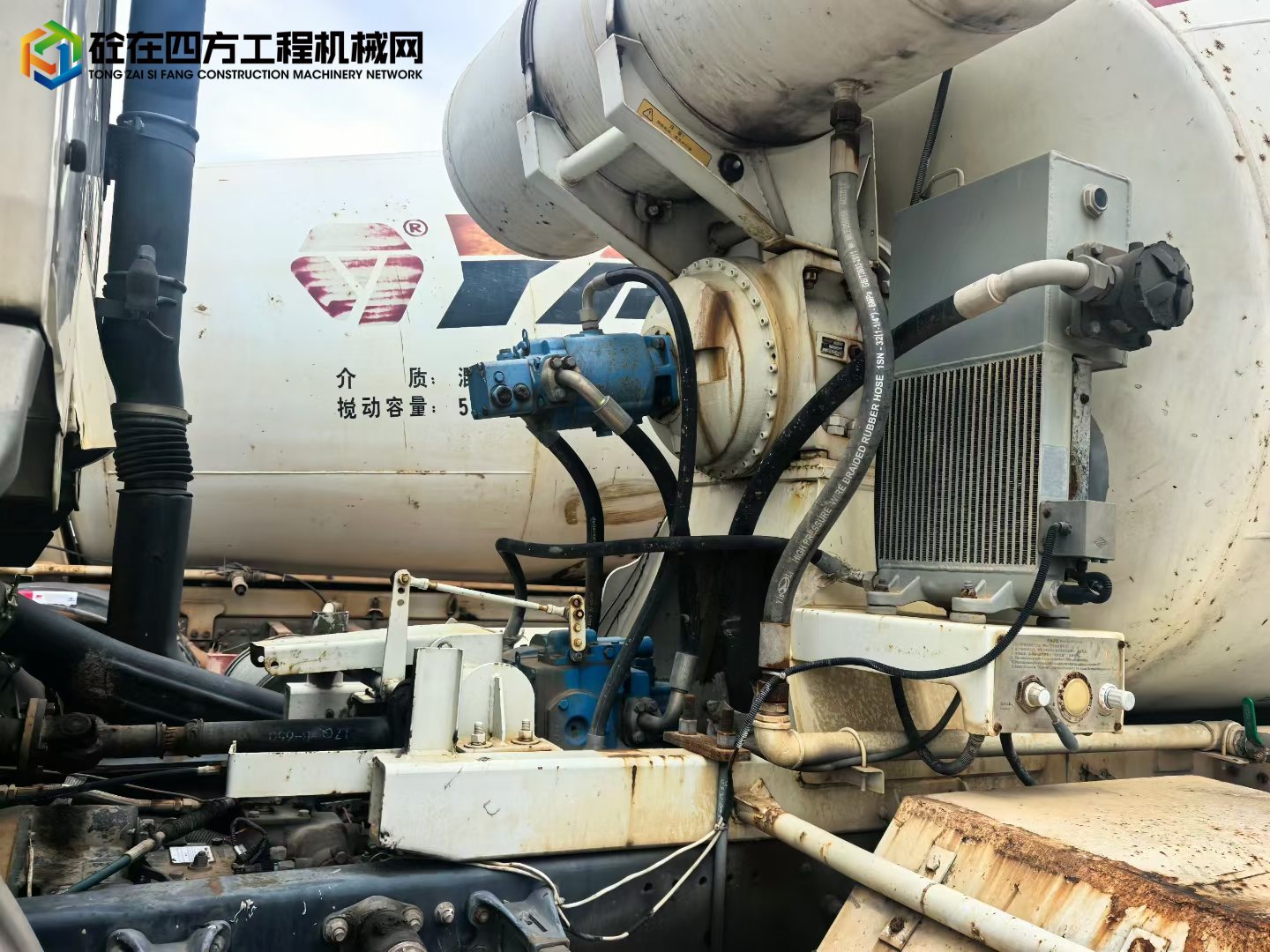 https://images.tongzsf.com/tong/truck_machine/20250721/1687dfa08e6bff.jpg