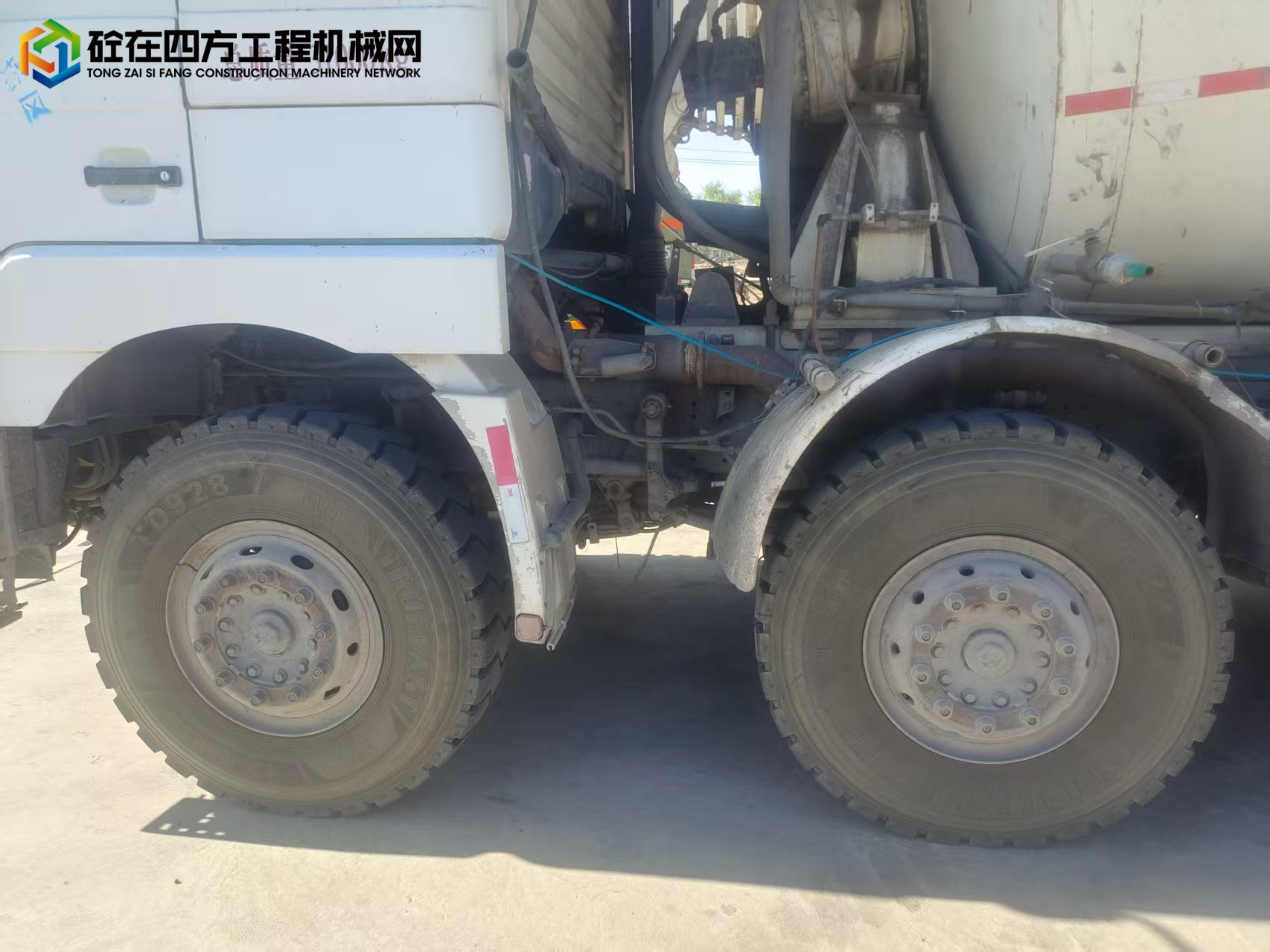 https://images.tongzsf.com/tong/truck_machine/20250722/1687ee4792f4ef.jpg