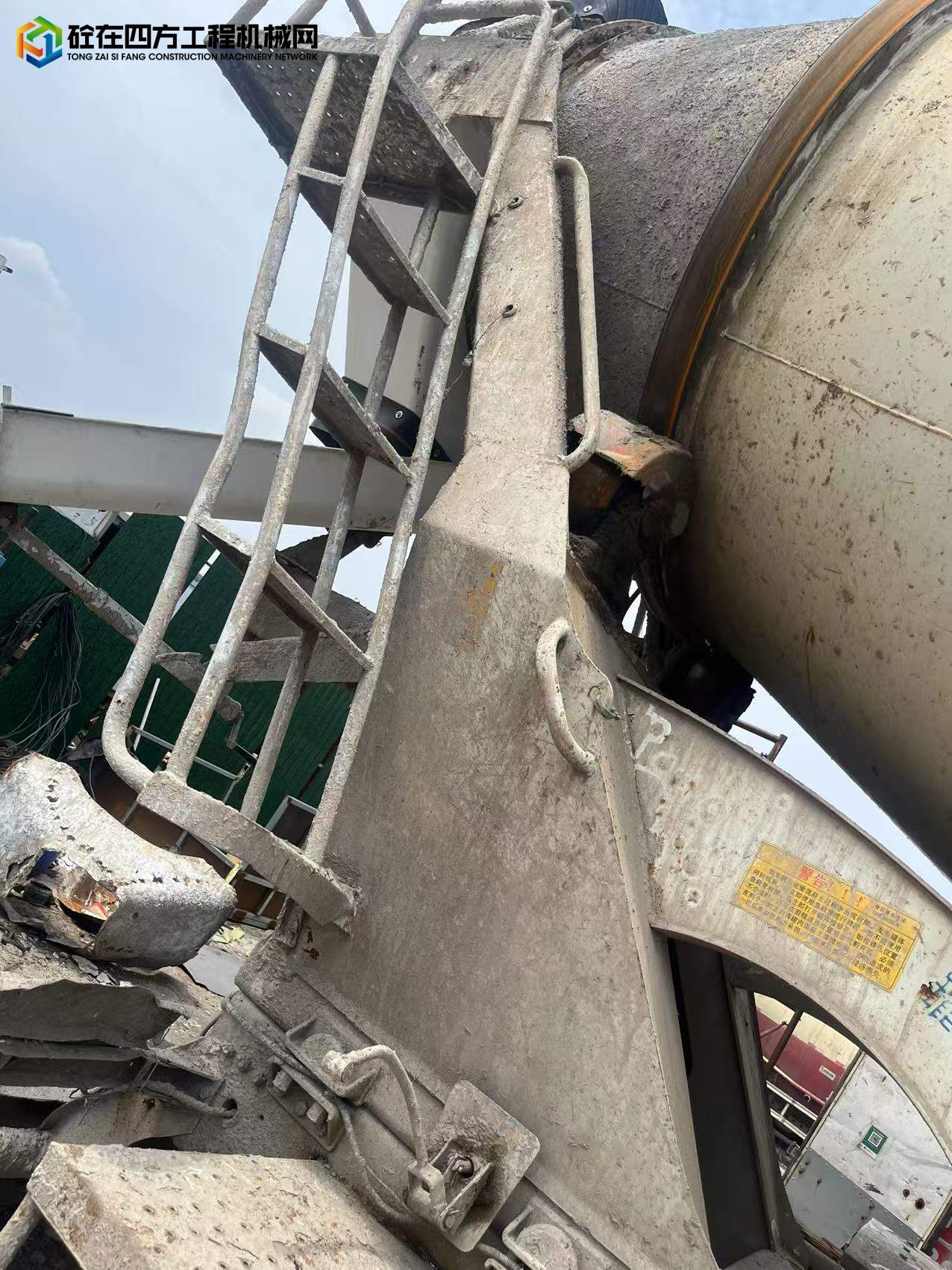 https://images.tongzsf.com/tong/truck_machine/20250722/1687eed047d480.jpg