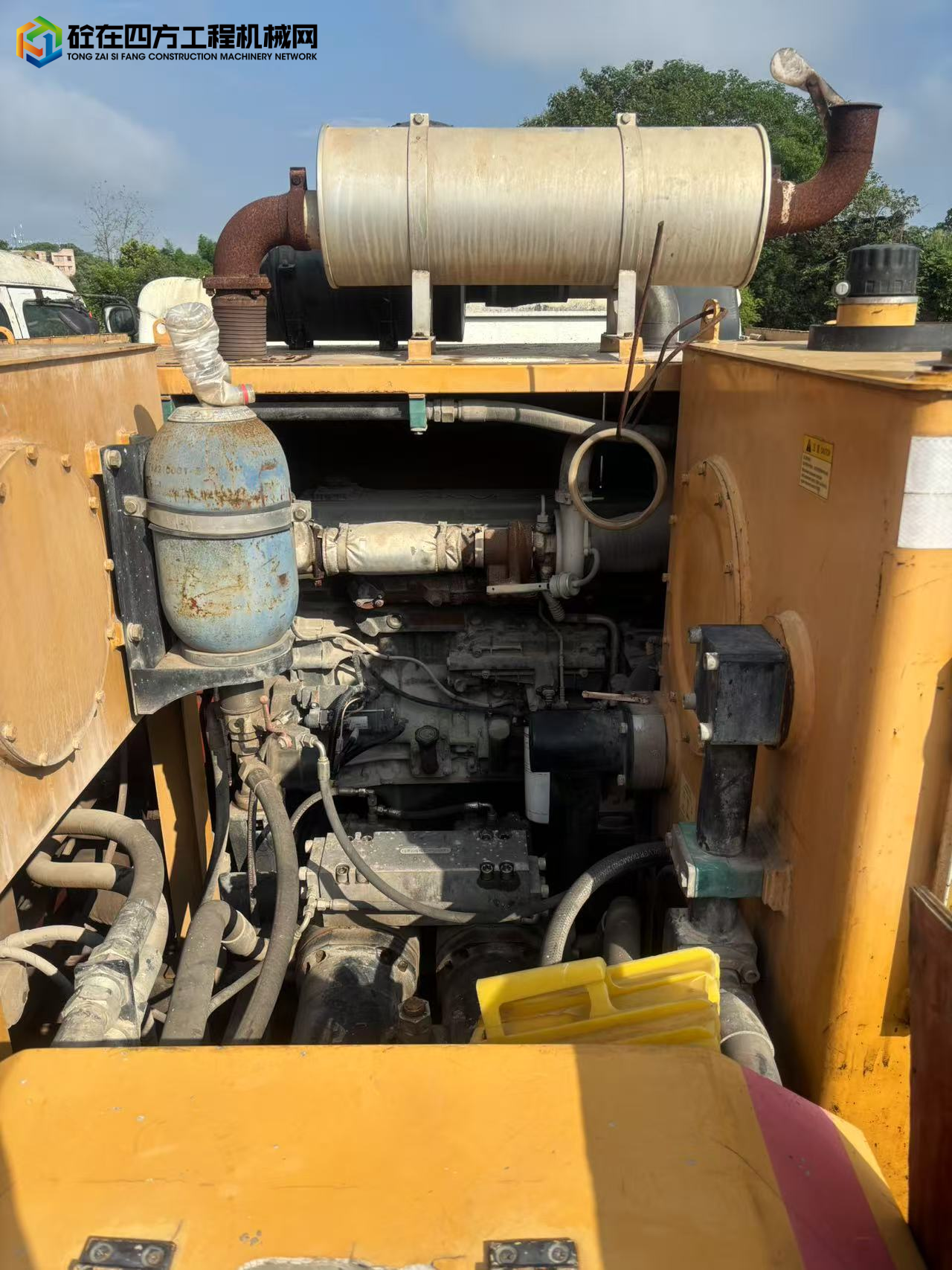 https://images.tongzsf.com/tong/truck_machine/20250722/1687f47cea9b01.jpg