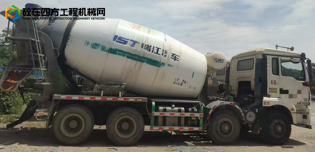 https://images.tongzsf.com/tong/truck_machine/20250723/1688039bd46ff0.jpg