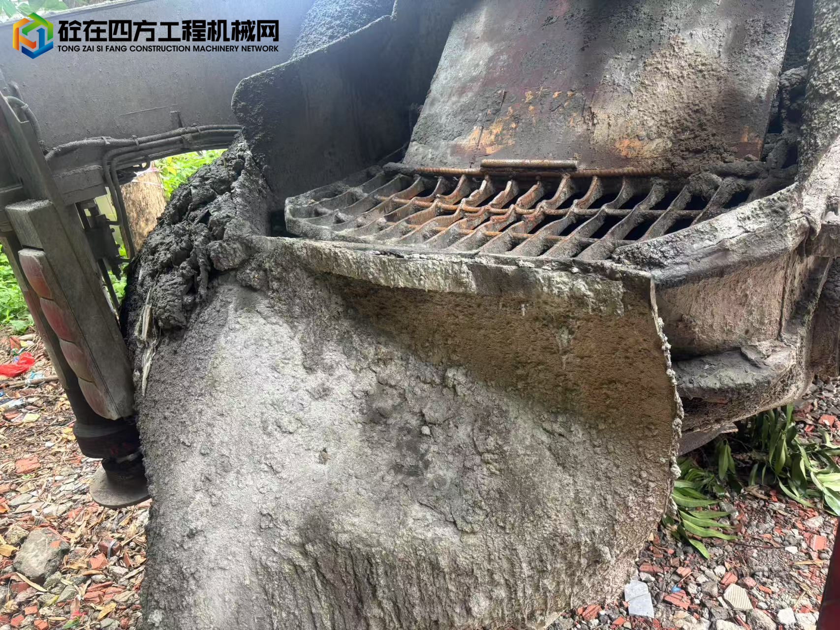 https://images.tongzsf.com/tong/truck_machine/20250723/168804cdf90ca5.jpg