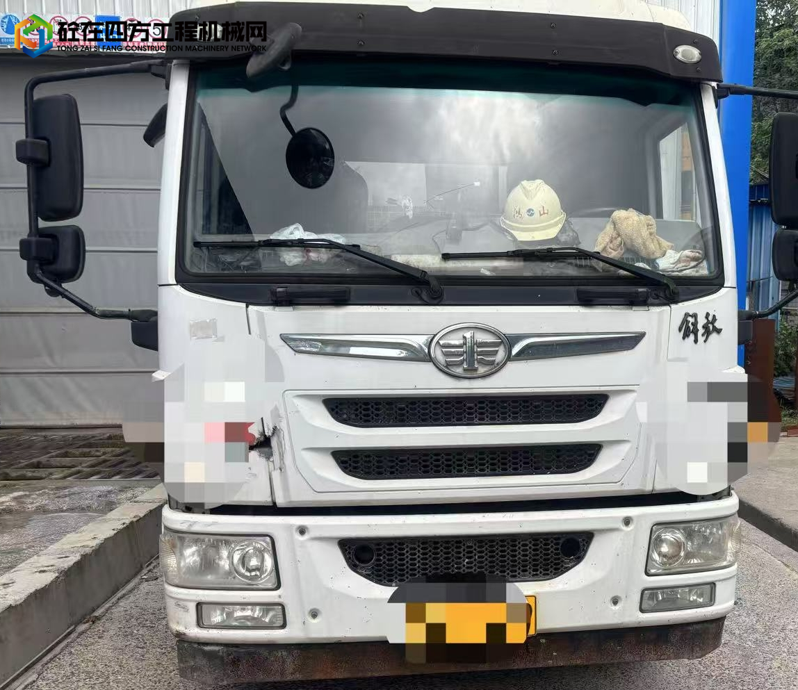 https://images.tongzsf.com/tong/truck_machine/20250725/168831dce2446f.jpg