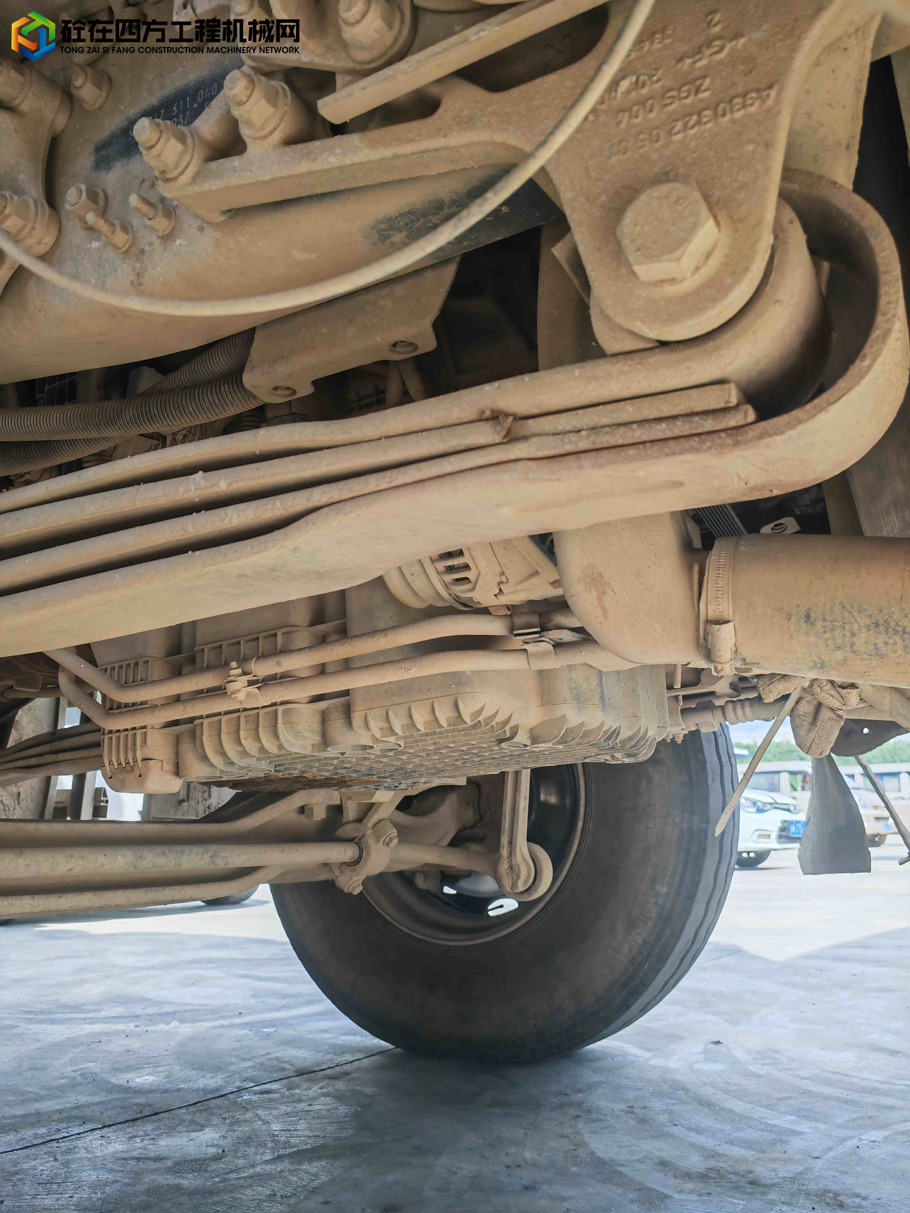 https://images.tongzsf.com/tong/truck_machine/20250728/16886f4c2a1a6f.jpg