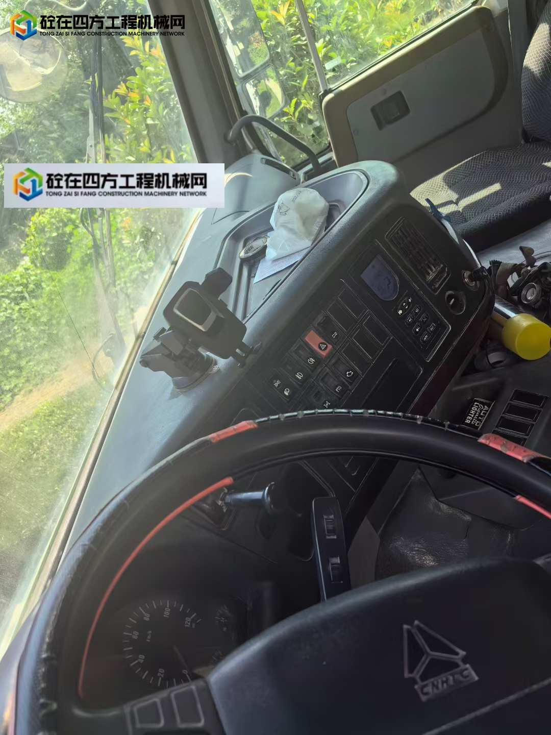 https://images.tongzsf.com/tong/truck_machine/20250729/16888bf19cb2c0.jpg