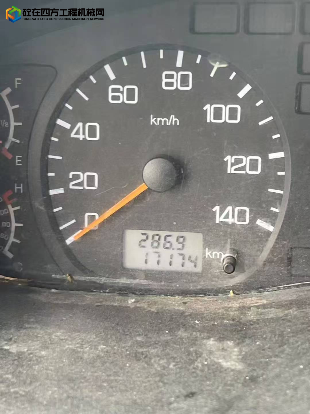 https://images.tongzsf.com/tong/truck_machine/20250730/16889be37d0cdf.jpg