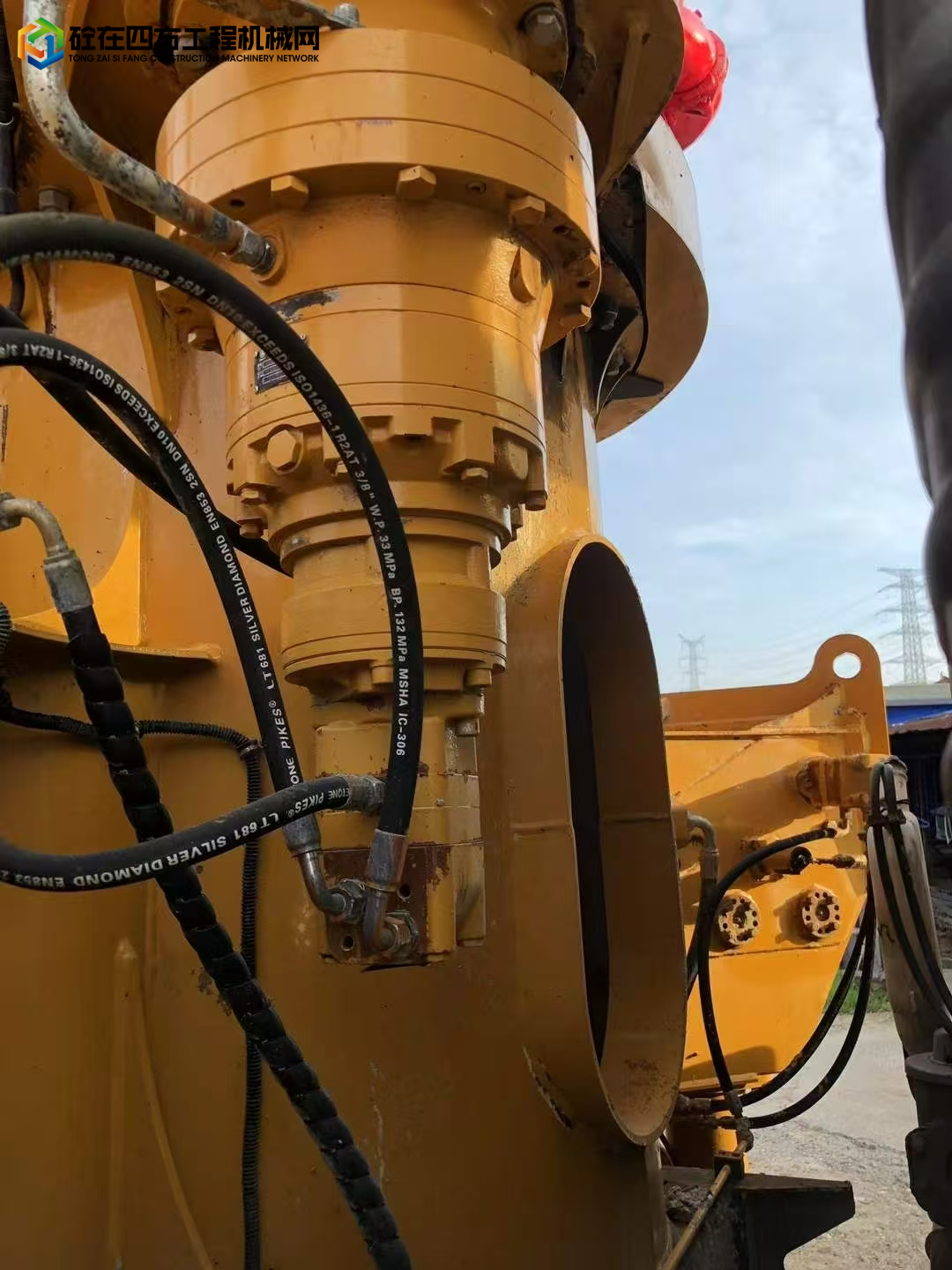 https://images.tongzsf.com/tong/truck_machine/20250731/1688ae0c2422ae.jpg
