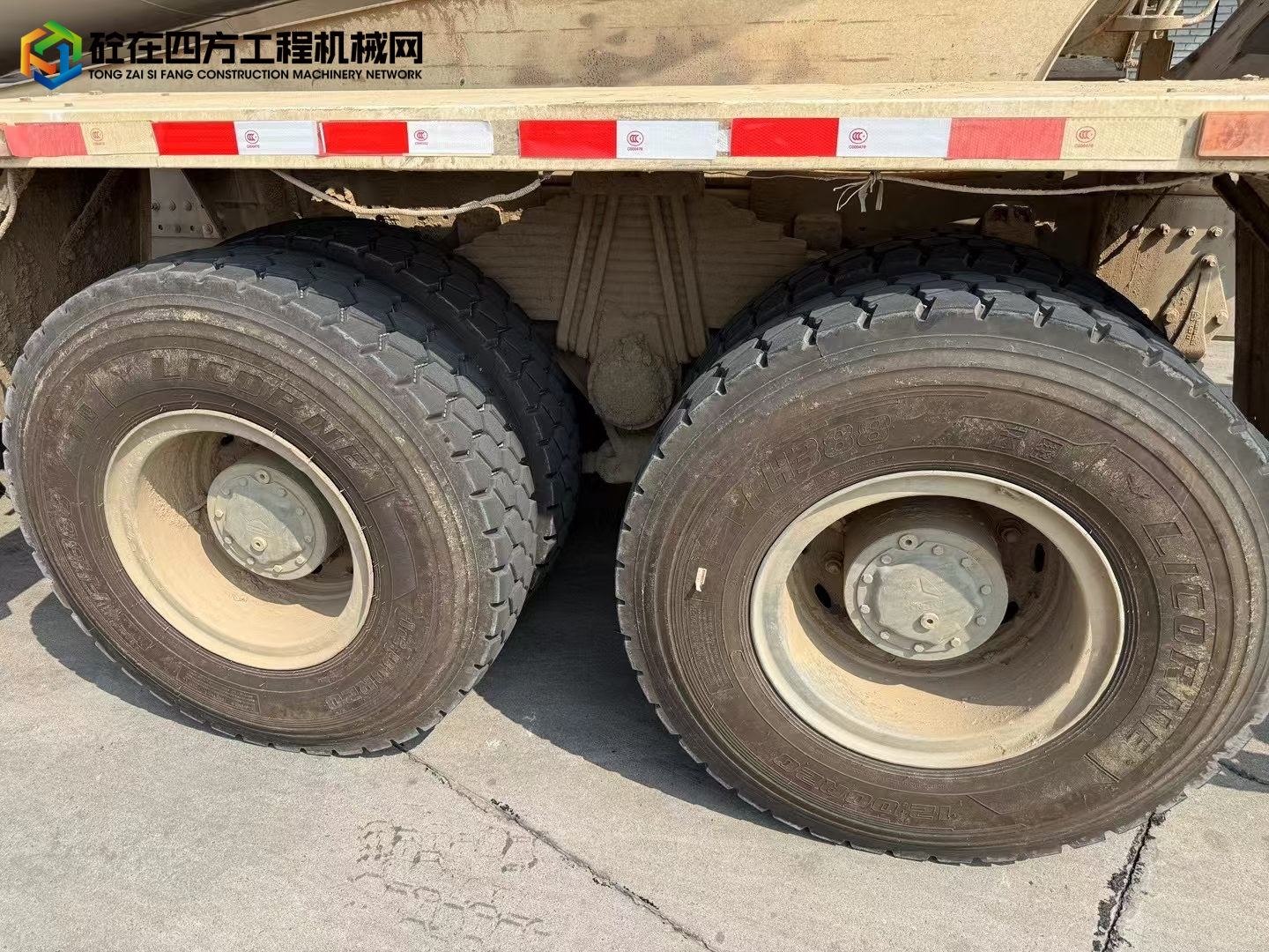 https://images.tongzsf.com/tong/truck_machine/20250731/1688b0840a521d.jpg