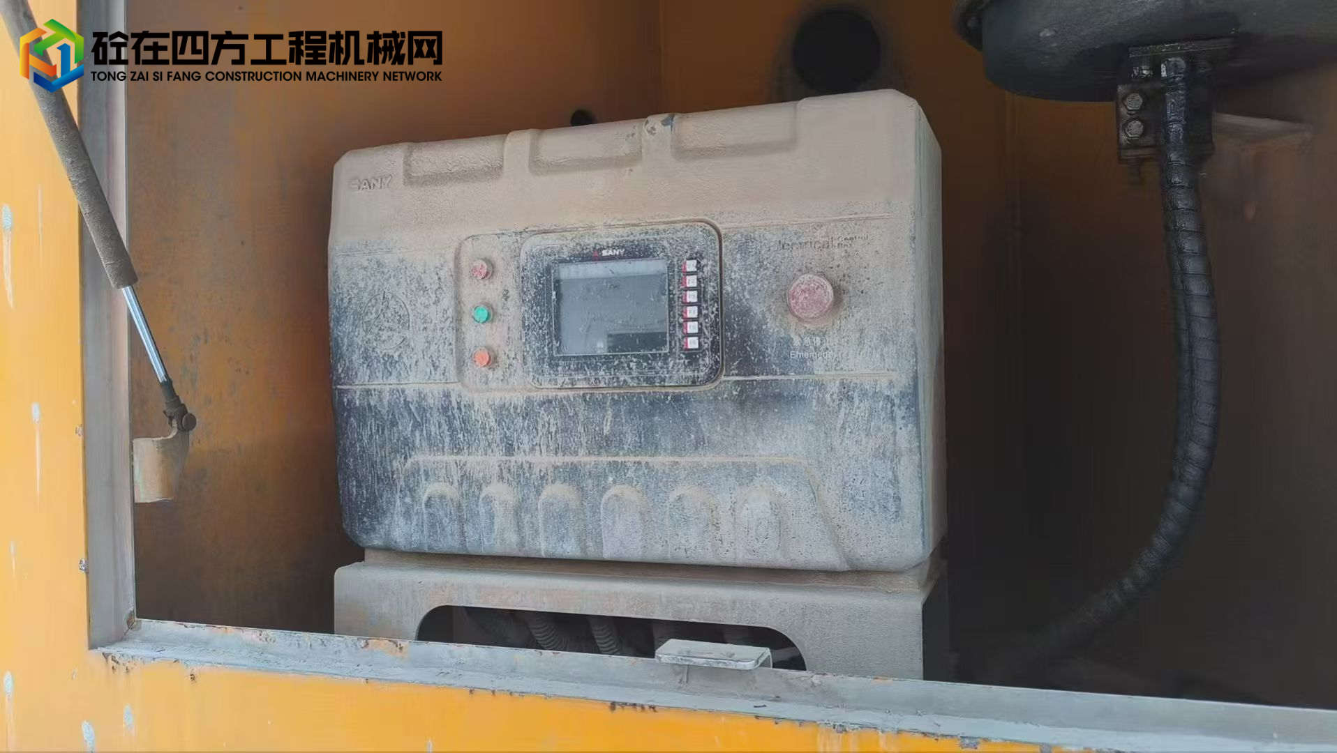 https://images.tongzsf.com/tong/truck_machine/20250731/1688b21c0af93e.jpg