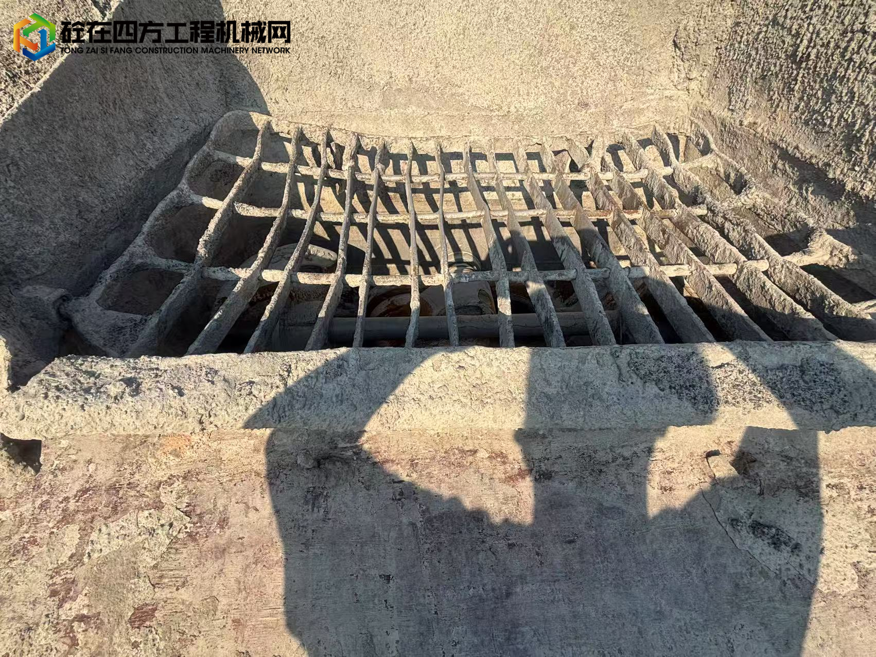 https://images.tongzsf.com/tong/truck_machine/20250731/1688b3665dd605.jpg