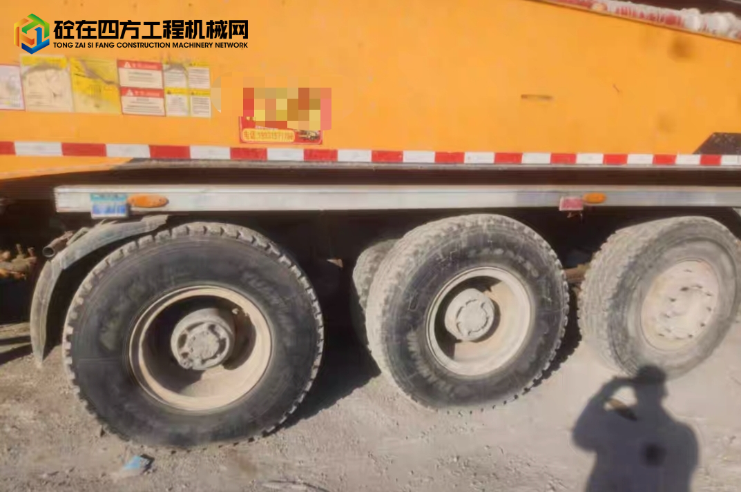 https://images.tongzsf.com/tong/truck_machine/20250801/1688c128a88e82.jpg
