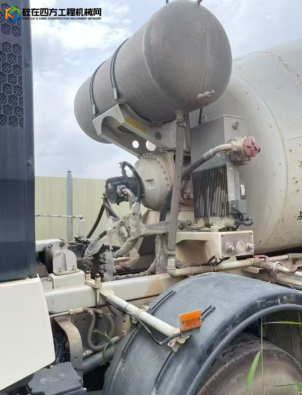 https://images.tongzsf.com/tong/truck_machine/20250804/1689003a38ade6.jpg