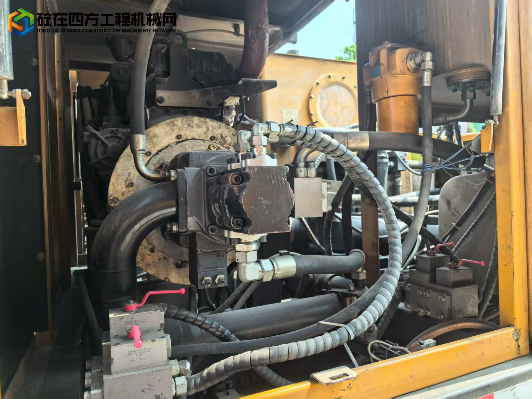 https://images.tongzsf.com/tong/truck_machine/20250804/168900476eca12.jpg