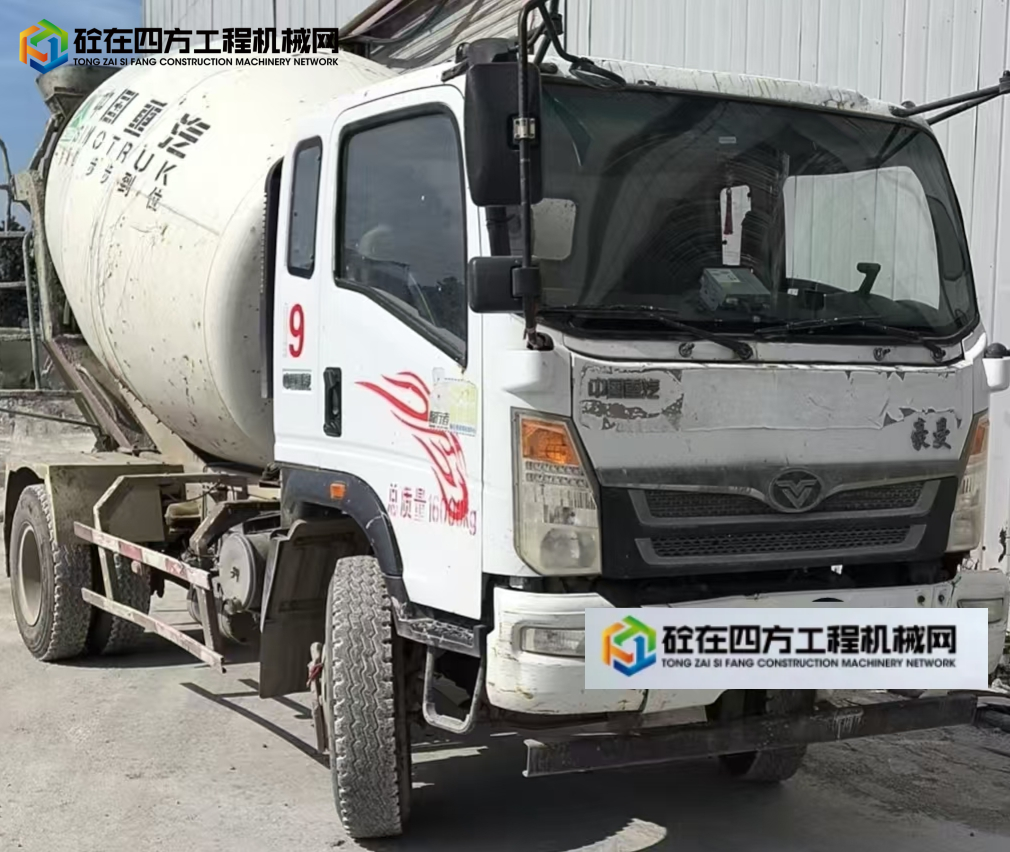 https://images.tongzsf.com/tong/truck_machine/20250804/1689010665f2f2.jpg