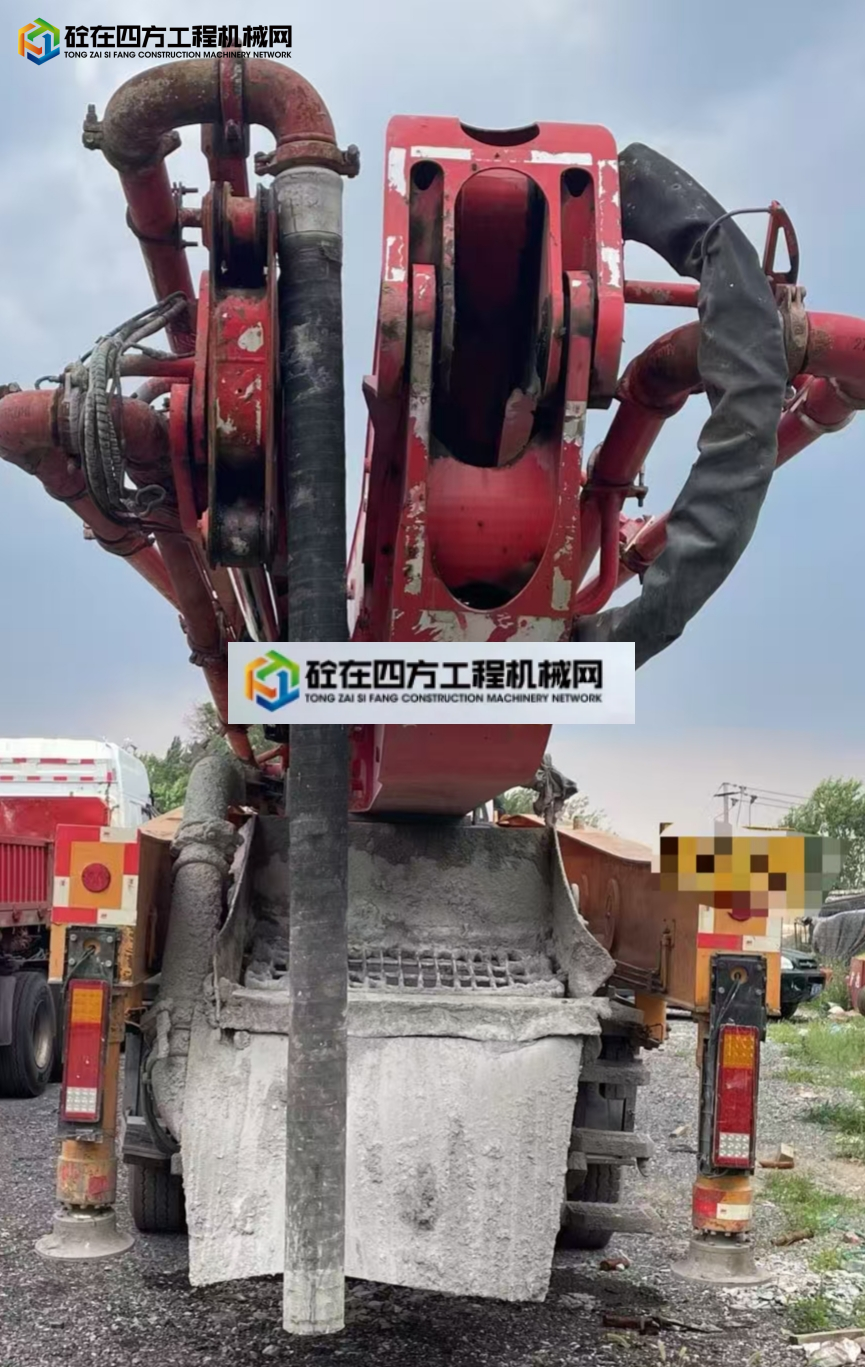 https://images.tongzsf.com/tong/truck_machine/20250804/1689053b63461d.jpg