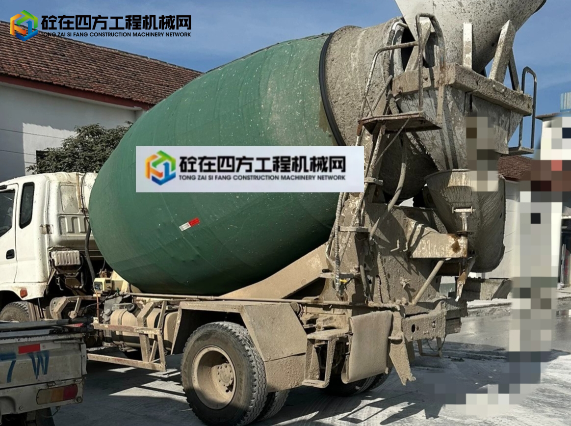 https://images.tongzsf.com/tong/truck_machine/20250804/168907d4ee49be.jpg
