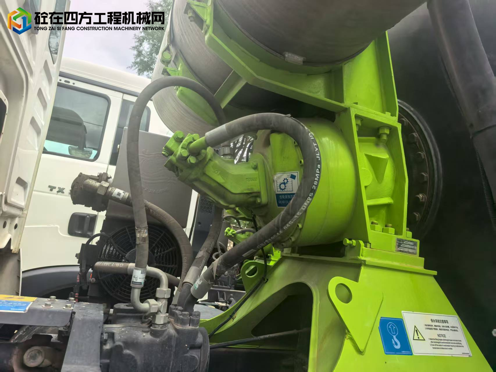 https://images.tongzsf.com/tong/truck_machine/20250805/1689169aac307c.jpg