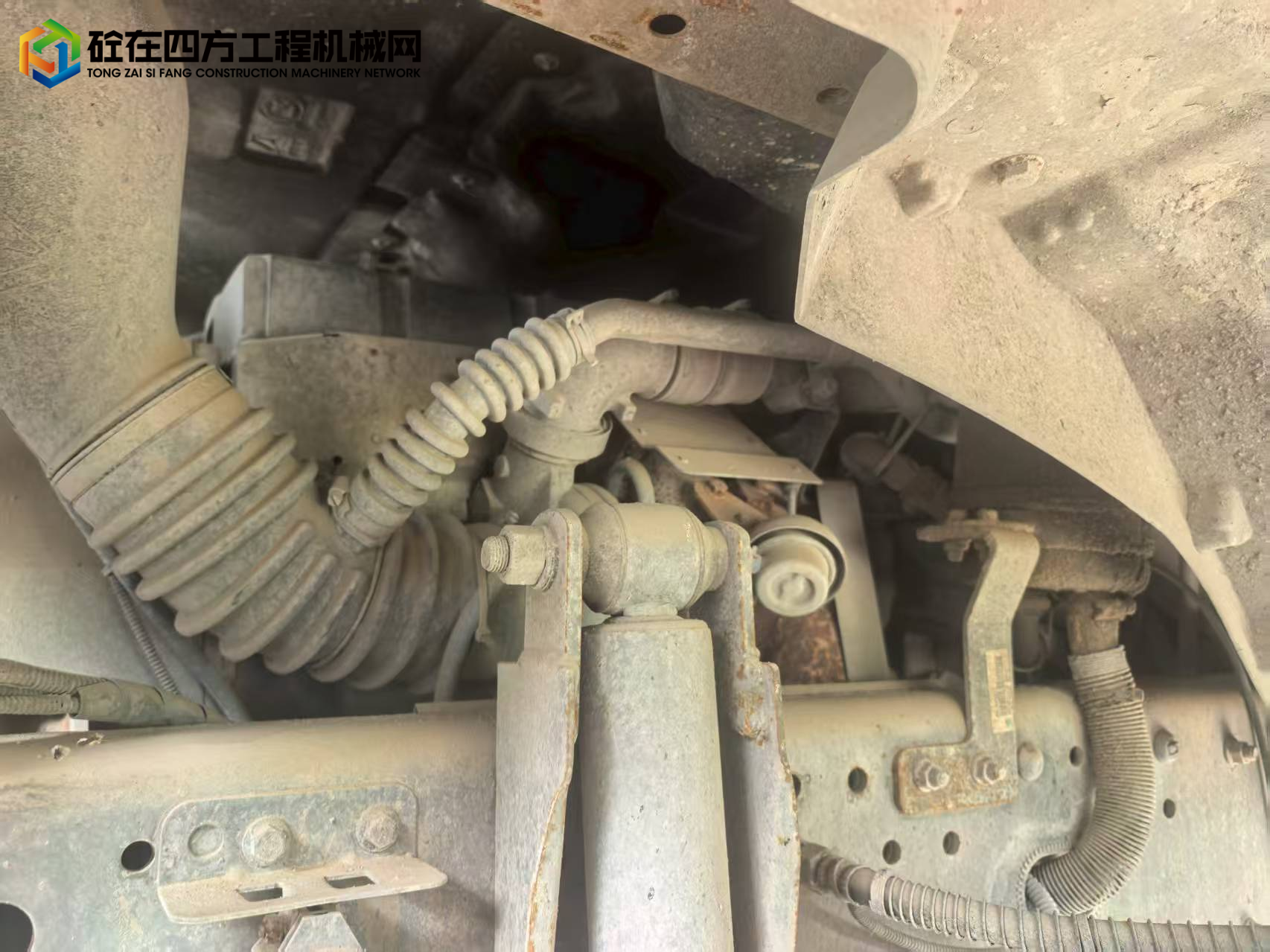https://images.tongzsf.com/tong/truck_machine/20250805/1689169bc47f9d.jpg