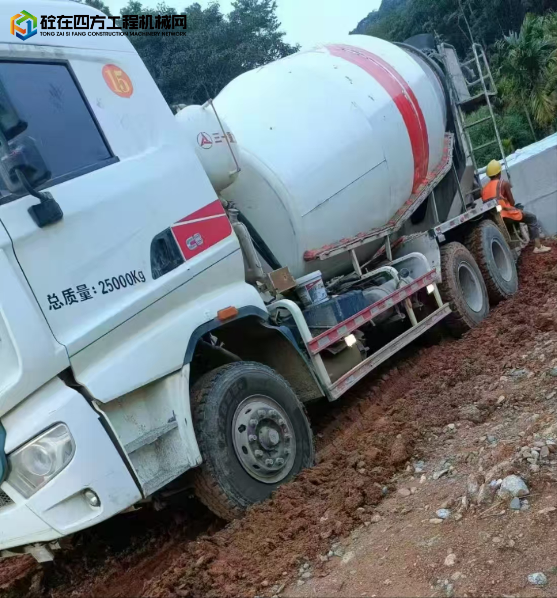 https://images.tongzsf.com/tong/truck_machine/20250805/168917c3290e21.jpg