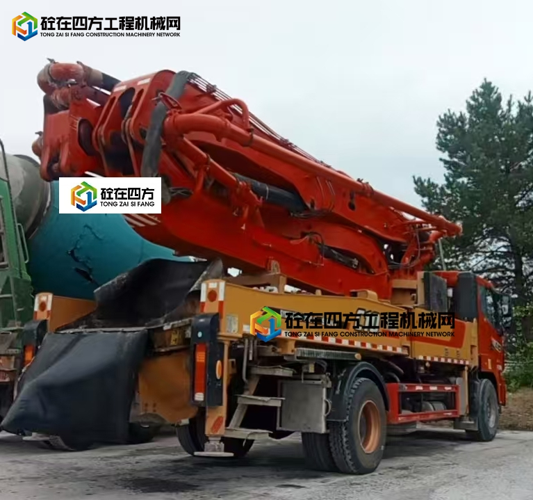 https://images.tongzsf.com/tong/truck_machine/20250805/168919cce96dd5.jpg