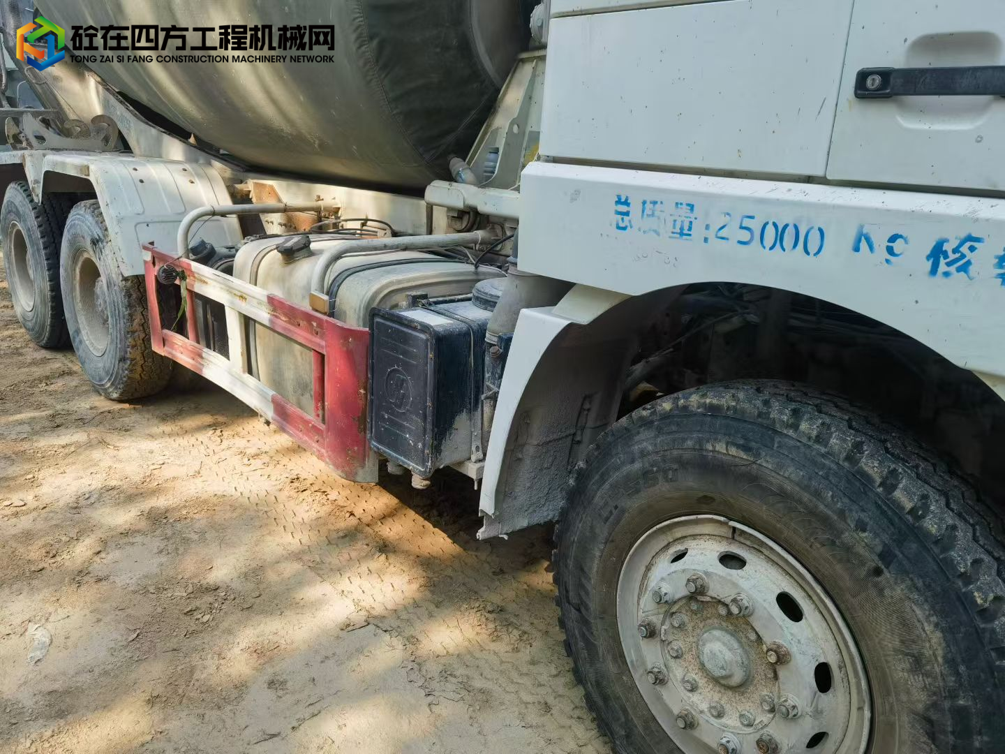 https://images.tongzsf.com/tong/truck_machine/20250805/16891a0ac8f7fb.jpg