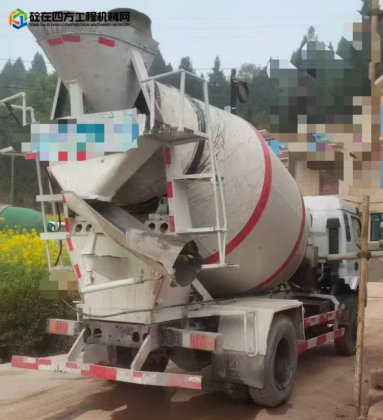 https://images.tongzsf.com/tong/truck_machine/20250805/16891b96ff3809.jpg