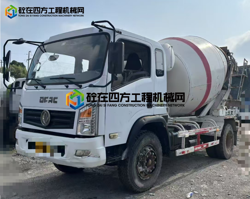 https://images.tongzsf.com/tong/truck_machine/20250805/16891bf181a70c.png
