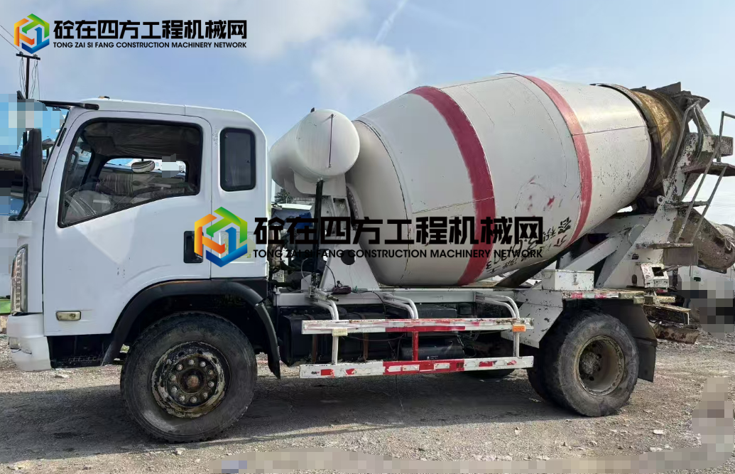 https://images.tongzsf.com/tong/truck_machine/20250805/16891bf3438653.png
