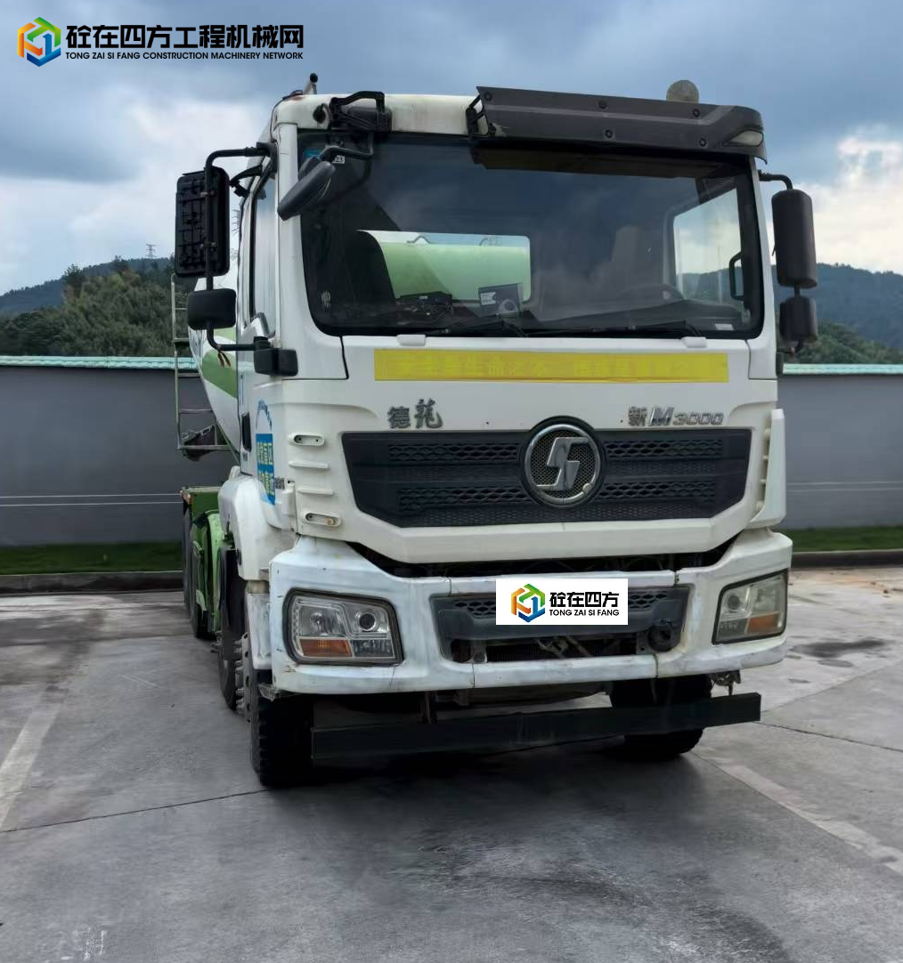 https://images.tongzsf.com/tong/truck_machine/20250805/16891d366f1731.jpg