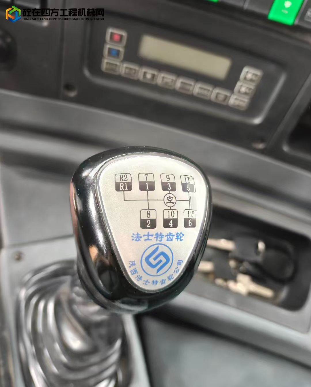 https://images.tongzsf.com/tong/truck_machine/20250806/16892b5fdde452.jpg