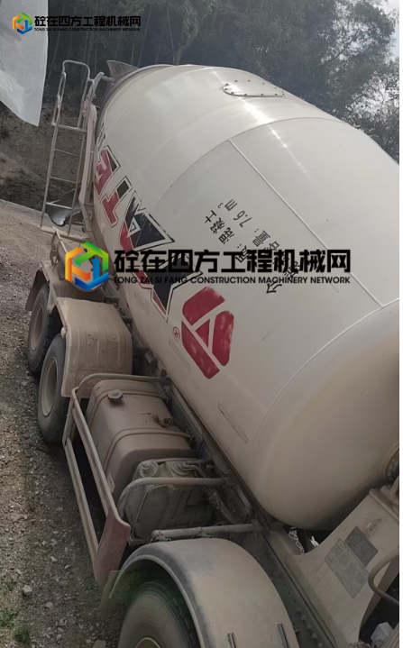 https://images.tongzsf.com/tong/truck_machine/20250806/1689325f360bfa.png