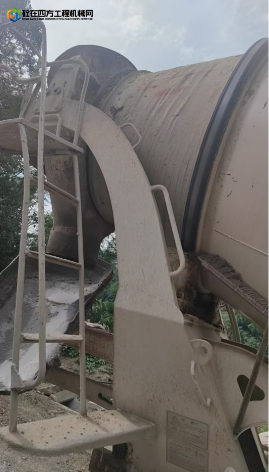 https://images.tongzsf.com/tong/truck_machine/20250806/16893260535e1b.png