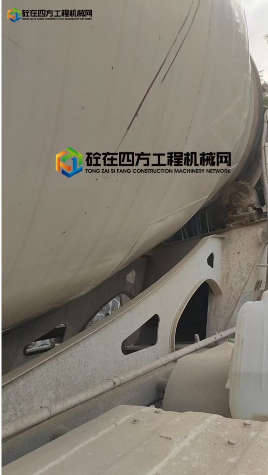 https://images.tongzsf.com/tong/truck_machine/20250806/168932625c6673.png