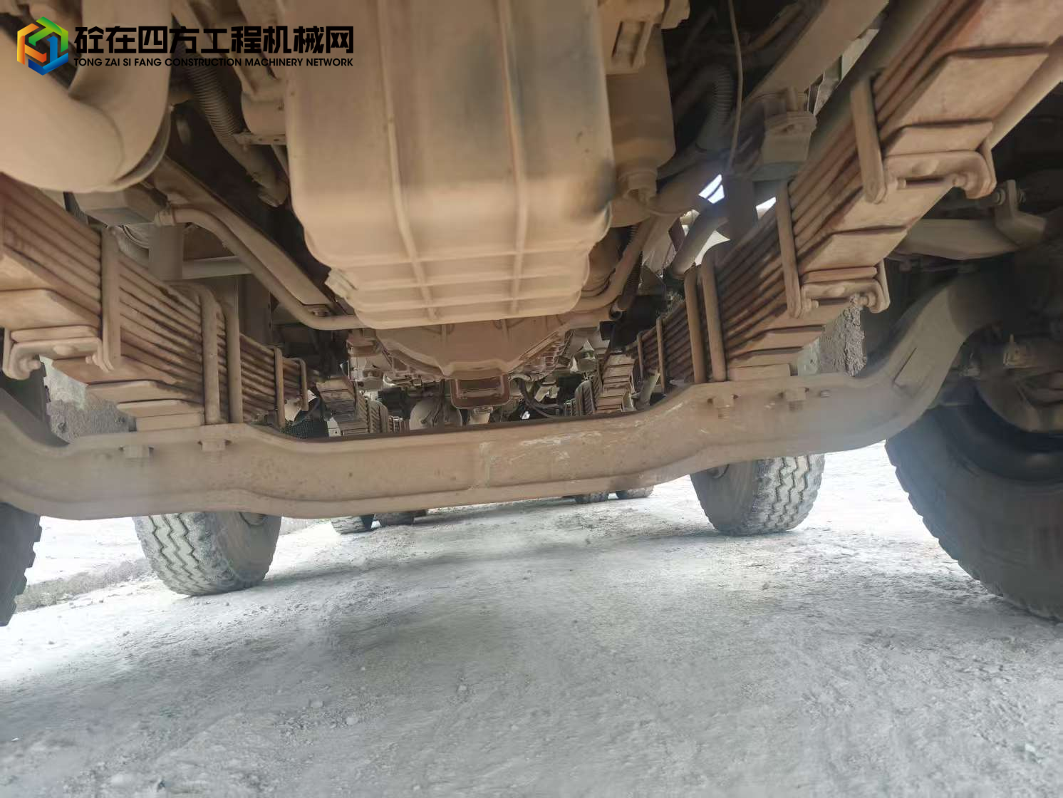 https://images.tongzsf.com/tong/truck_machine/20250807/168943d452434b.jpg