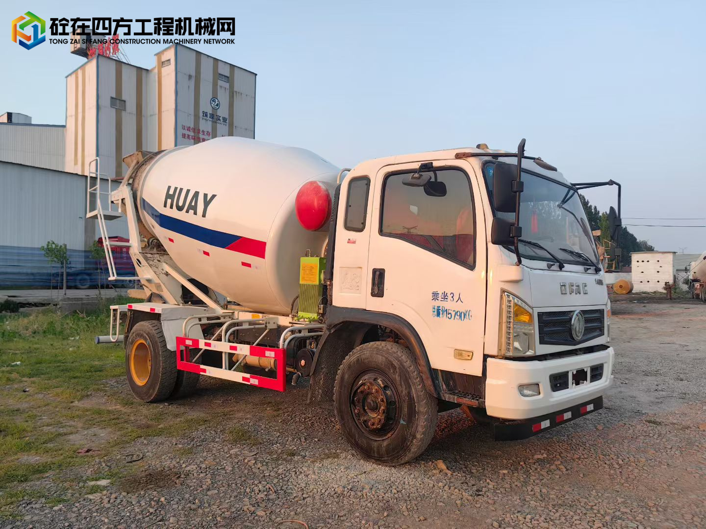 https://images.tongzsf.com/tong/truck_machine/20250807/1689448a27cd4e.jpg