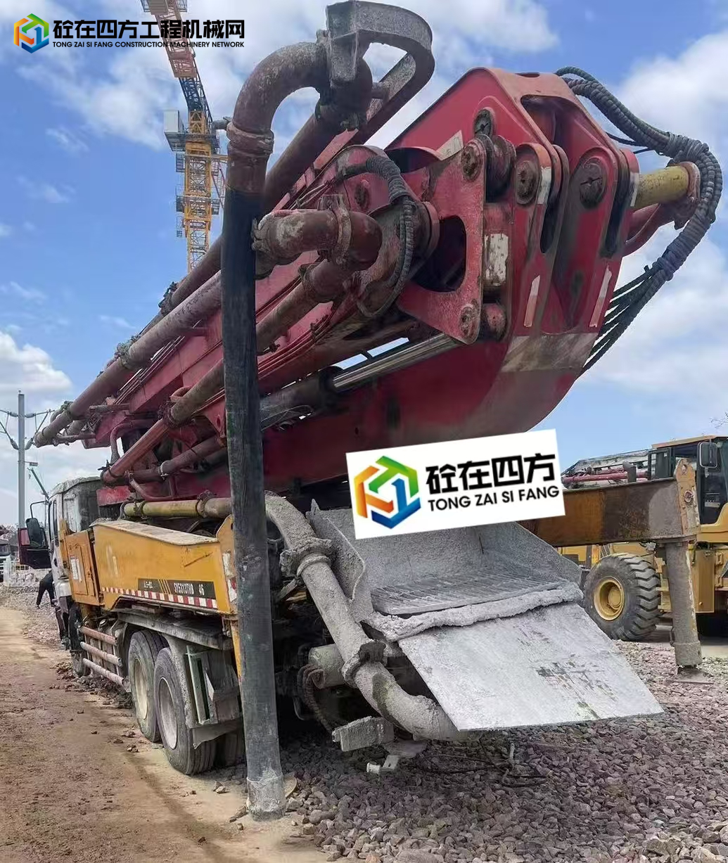 https://images.tongzsf.com/tong/truck_machine/20250807/1689471d7dcf47.jpg