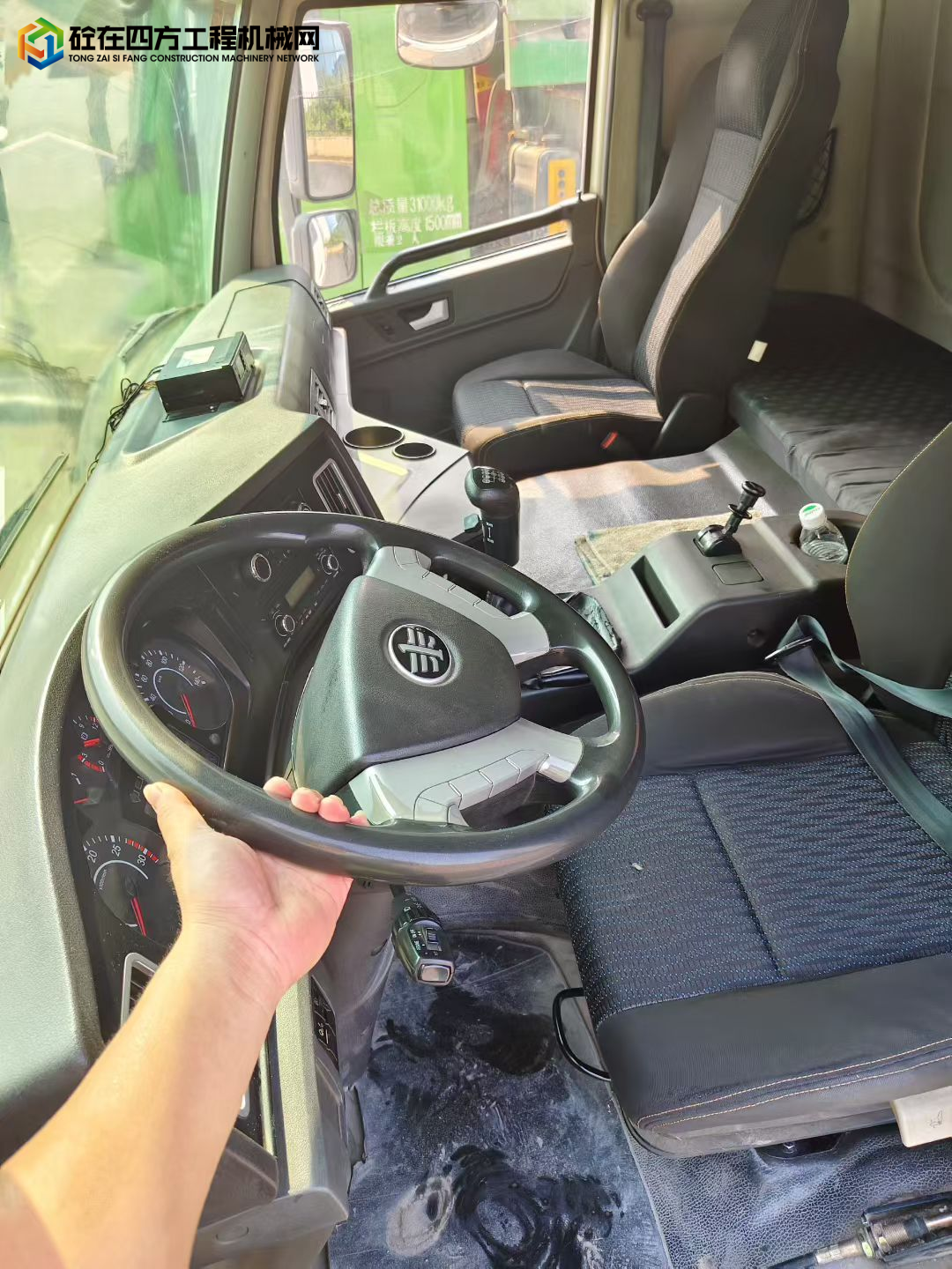 https://images.tongzsf.com/tong/truck_machine/20250808/168958d20e9129.jpg