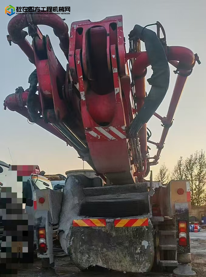 https://images.tongzsf.com/tong/truck_machine/20250808/16895a1acdbbef.jpg