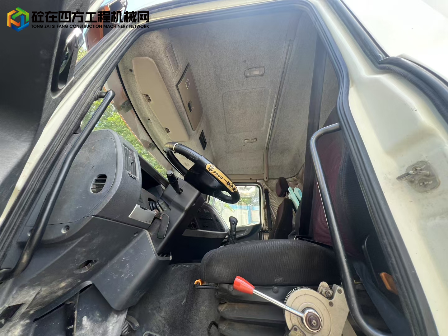 https://images.tongzsf.com/tong/truck_machine/20250808/16895b9ddc21ca.jpg