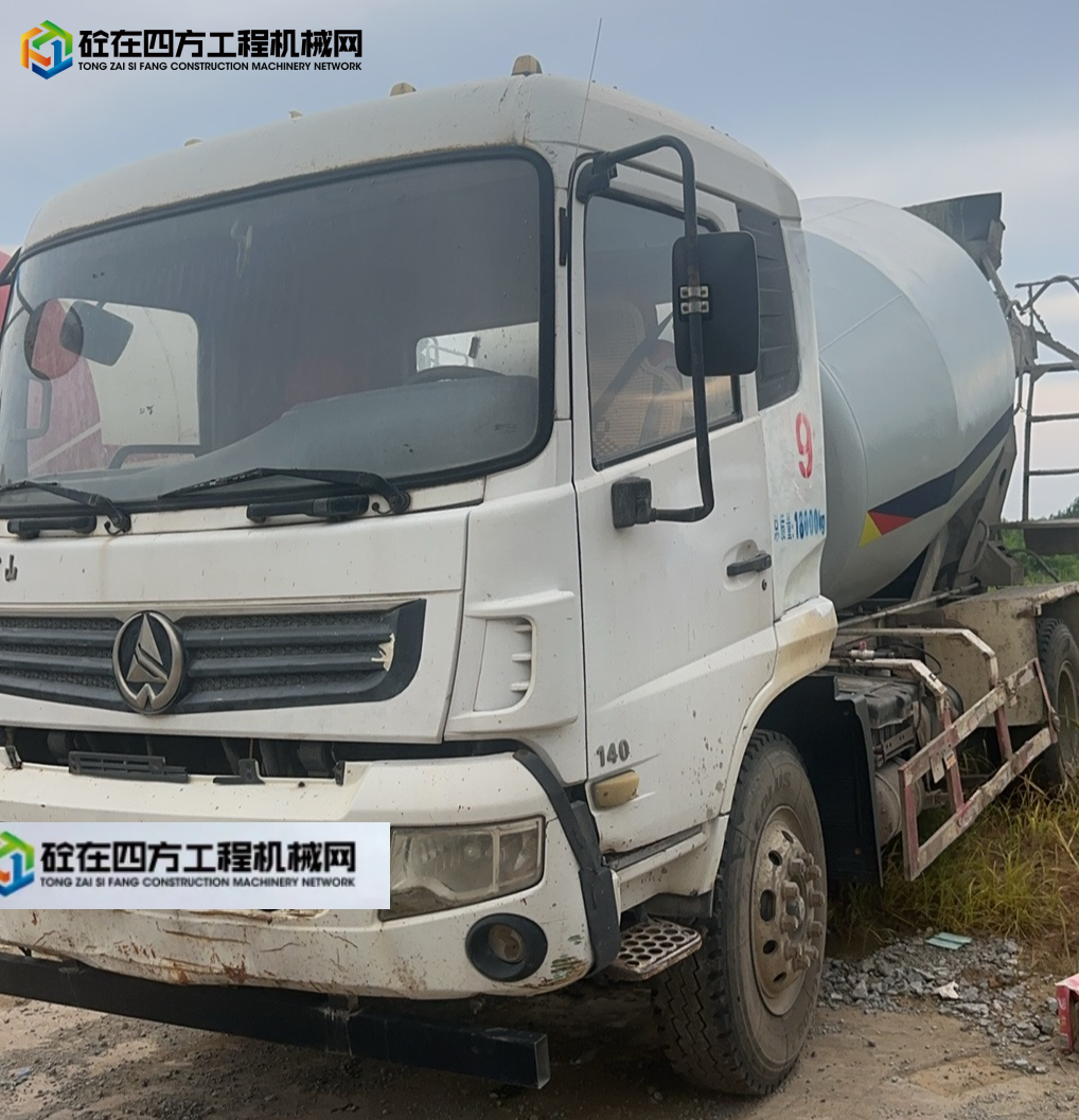 https://images.tongzsf.com/tong/truck_machine/20250808/16895bfb08d443.jpg
