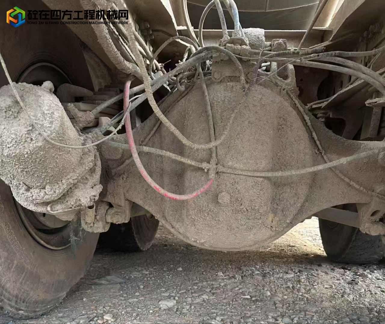https://images.tongzsf.com/tong/truck_machine/20250811/16899410f34c75.jpg