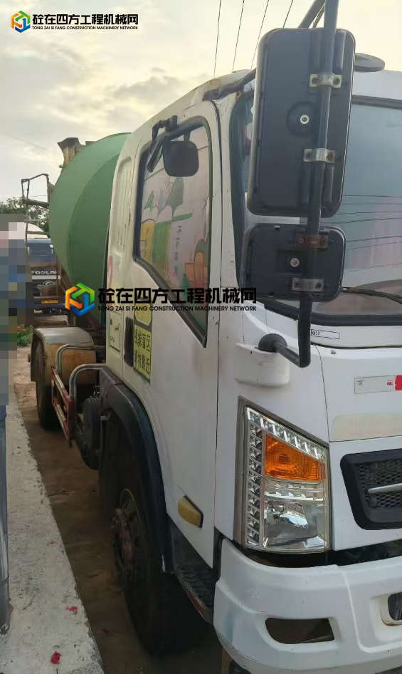 https://images.tongzsf.com/tong/truck_machine/20250811/16899bd5fb37f0.png