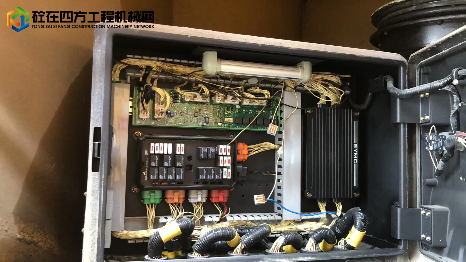 https://images.tongzsf.com/tong/truck_machine/20250812/1689aa87df00ba.jpg