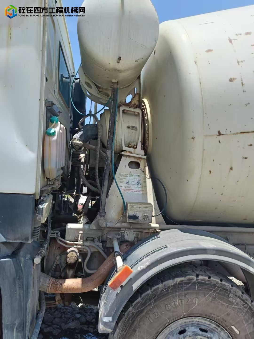 https://images.tongzsf.com/tong/truck_machine/20250812/1689abba25d9eb.jpg
