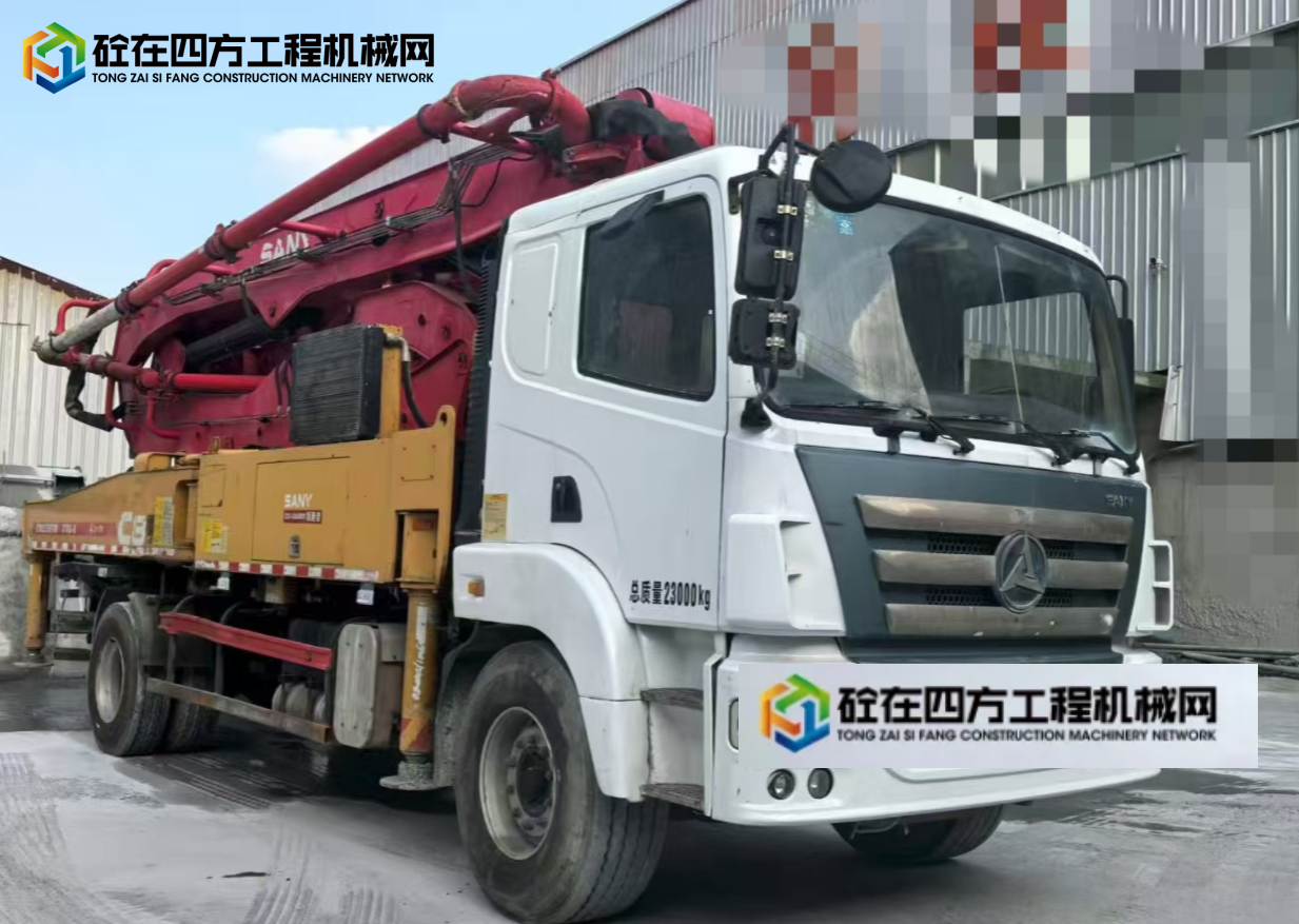 https://images.tongzsf.com/tong/truck_machine/20250812/1689adfba6c1e4.jpg