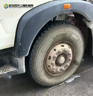 https://images.tongzsf.com/tong/truck_machine/20250812/1689ae2d1a2dca.png