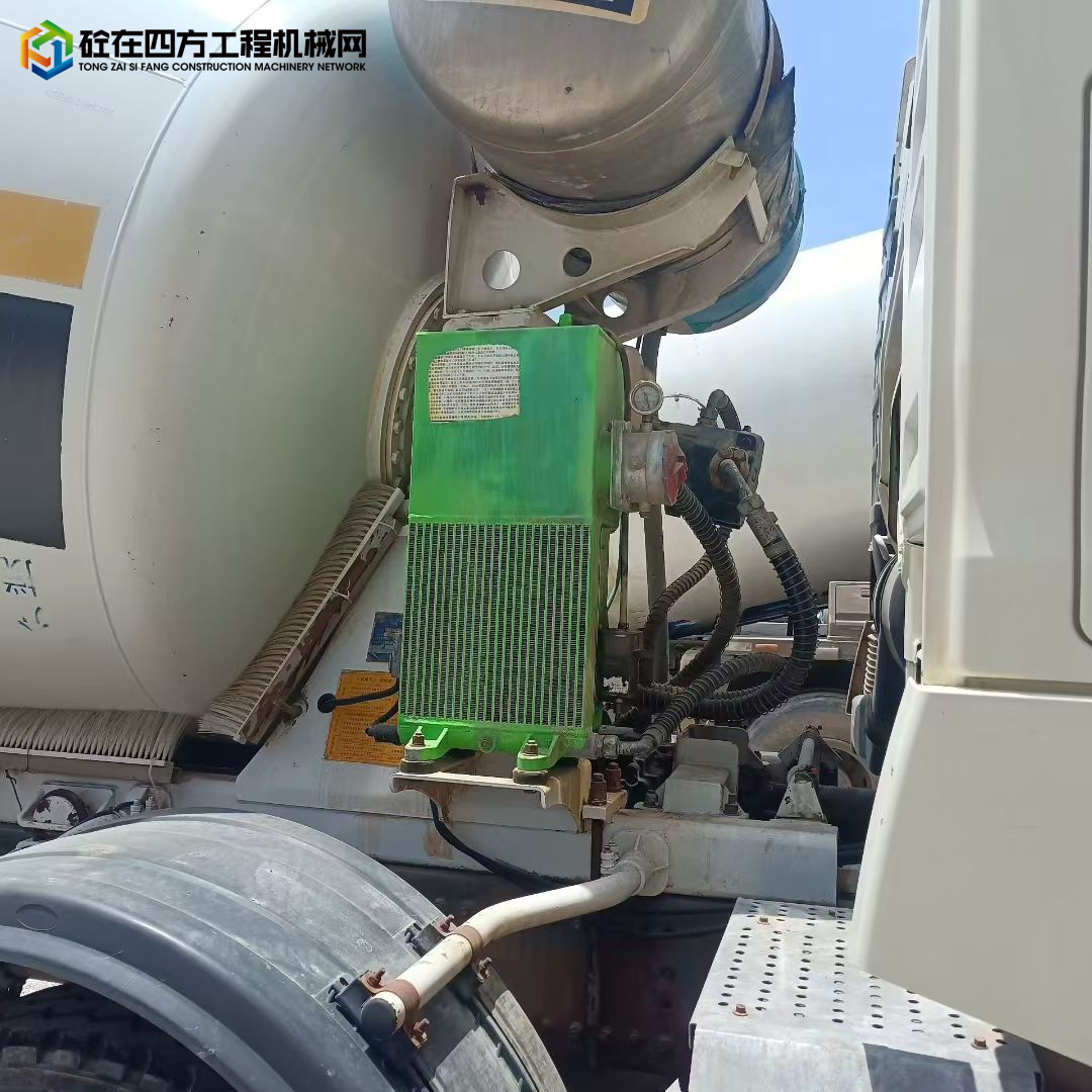 https://images.tongzsf.com/tong/truck_machine/20250812/1689aeae84d3a9.jpg
