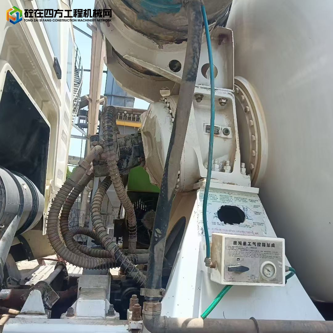 https://images.tongzsf.com/tong/truck_machine/20250812/1689aeaeb4f031.jpg